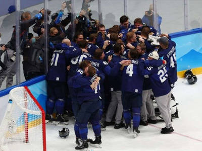男子冰球夺冠！芬兰队收获北京冬奥会最后一块金牌